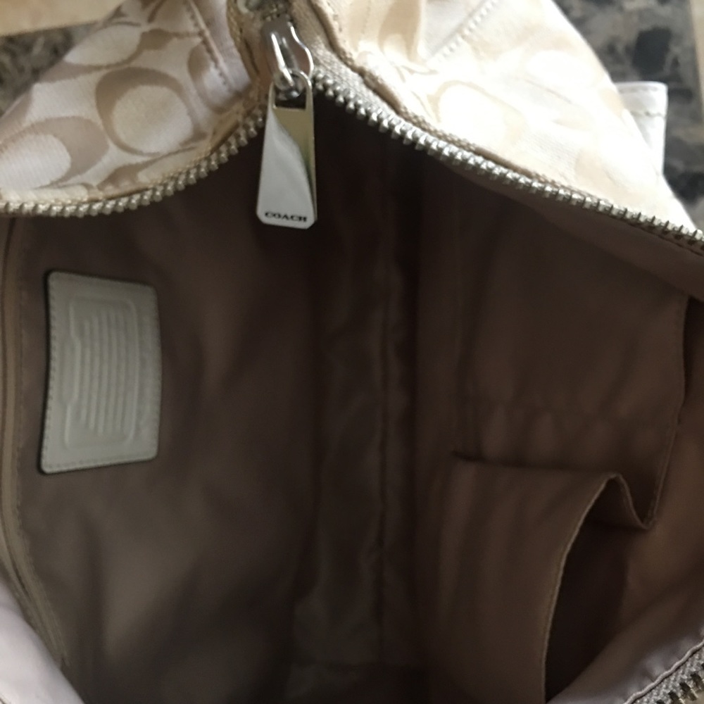 Coach purse - Picture 3 of 3
